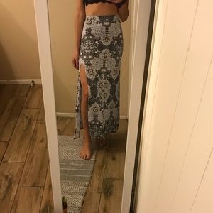 High waisted maxi skirt
